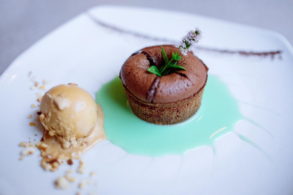 Hotel Pedussaut Saint Gaudens Ngoại thất bức ảnh